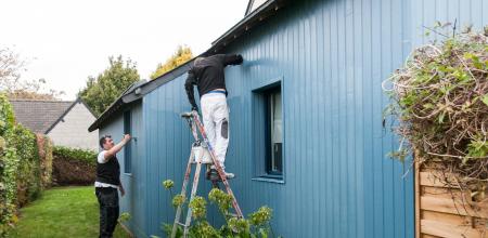 Comment nettoyer et entretenir un bardage en bois ?