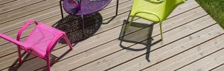 Terrasse en bois pin rouge rainure vert